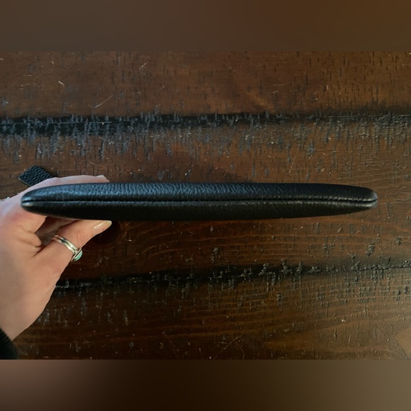 Coach genuine Black grain leather wristlet 7.25” X 4.5” gold hardware ELNC~ - Picture 6 of 12